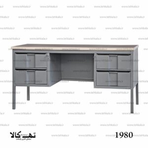 میز کار 1980